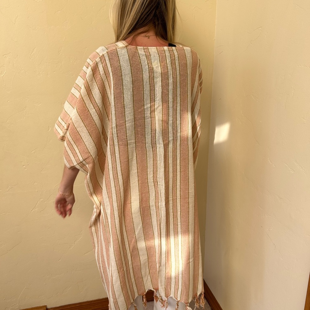 Rays for days cover up or kimono